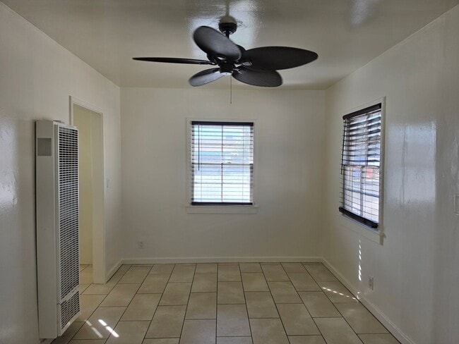 Building Photo - 1+ 1 Bed 1 Bath Cottage in San Jacinto $1425.00