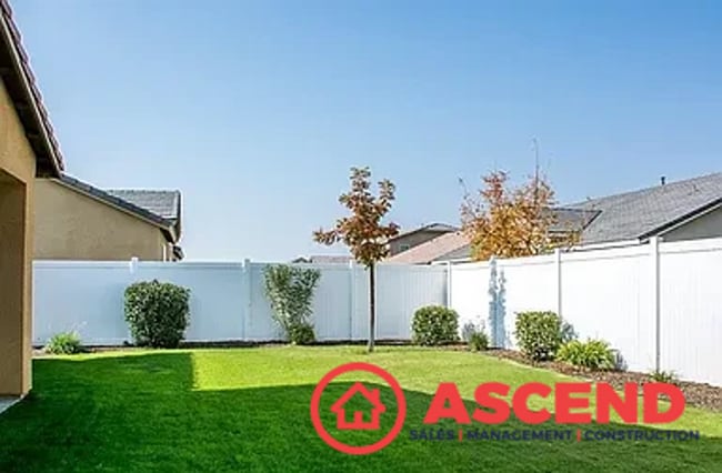 Building Photo - Beautiful Home Located in Gated Community ...
