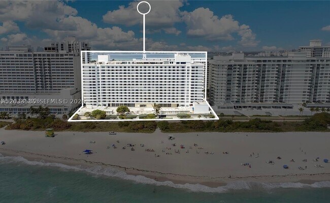Building Photo - 5555 Collins Ave