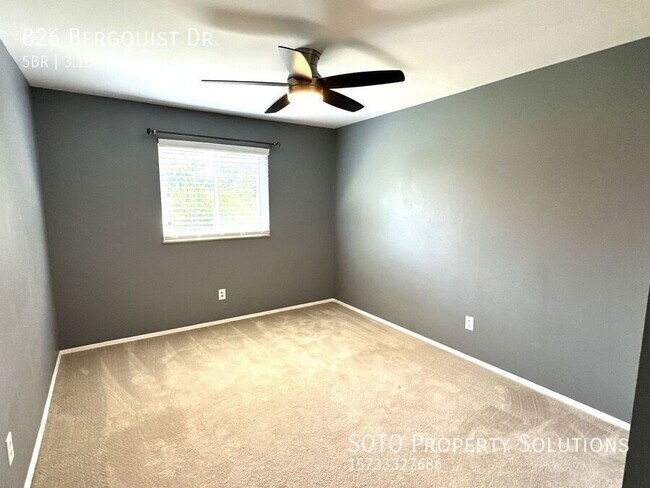 Building Photo - 826 Bergquist Dr