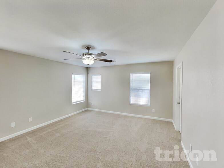 Building Photo - 8737 Dodds Canyon St