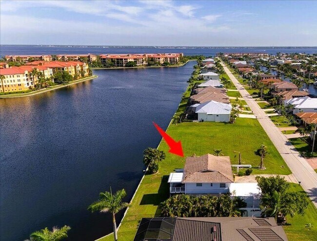 Building Photo - 175 Colony Point Dr