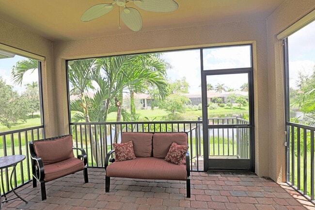 Building Photo - Banyan Bay- AVAILABLE NOW