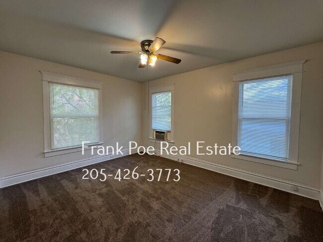Building Photo - Charming 2 story Duplex Apartment in Birmingham