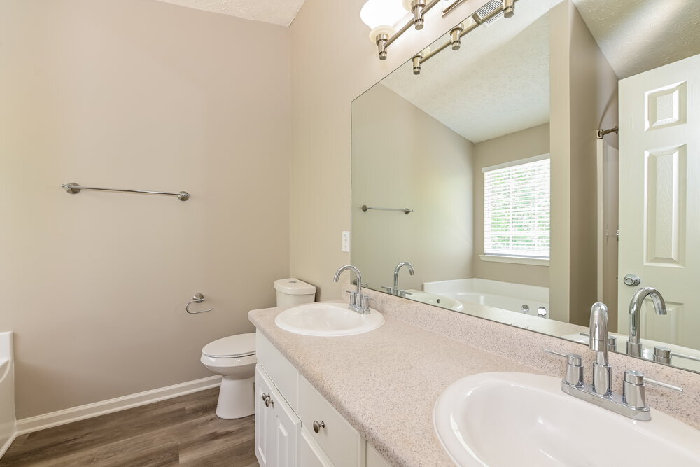 Building Photo - 505 Brewer Dr