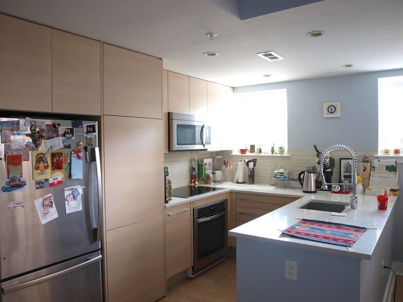 Kitchen - 3511 13th St NW