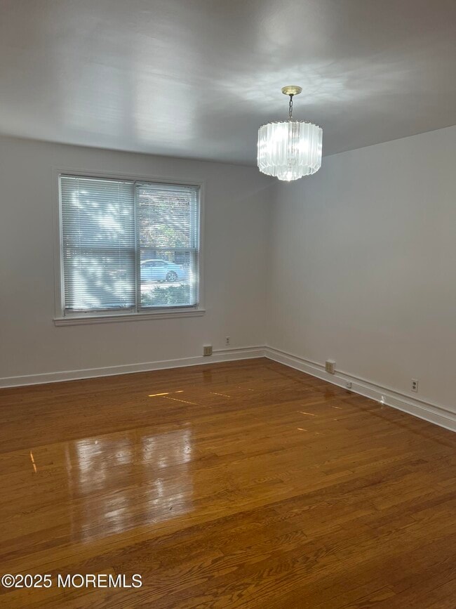 Building Photo - 716 Palisade Ave