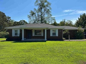 Building Photo - 2550 Old Highway 69