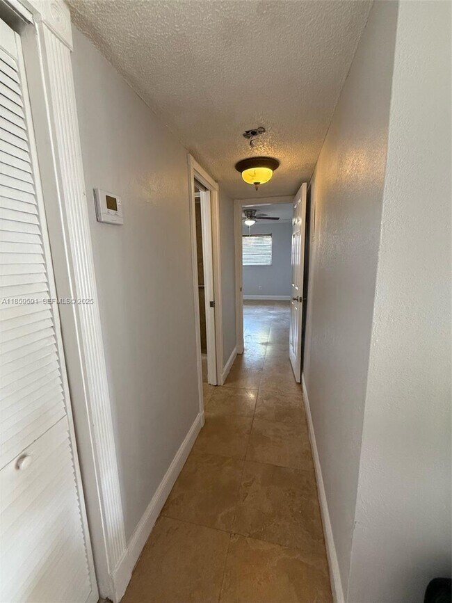 Building Photo - 3522 NE 171 St