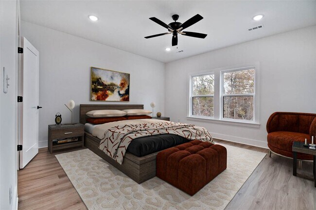 Building Photo - 1 Hemel Ln