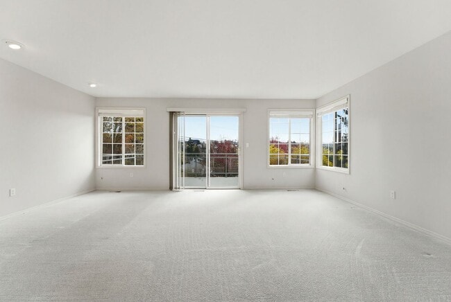 Building Photo - The Entertainer’s Dream