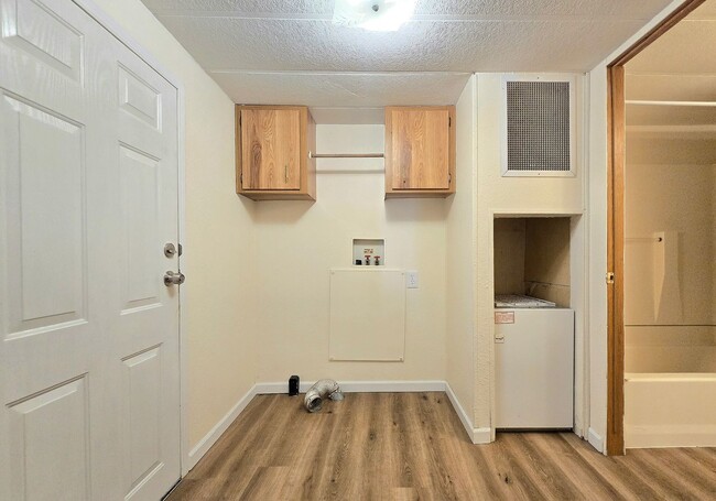 Building Photo - 3 Bedroom Home in Marysville  Pet Friendly...