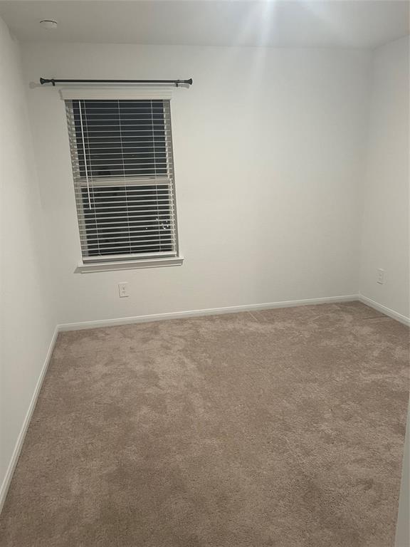 Building Photo - 5414 Balerna St