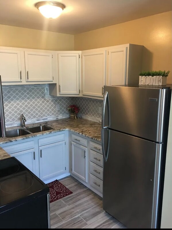 Building Photo - 239 Nesbitt St