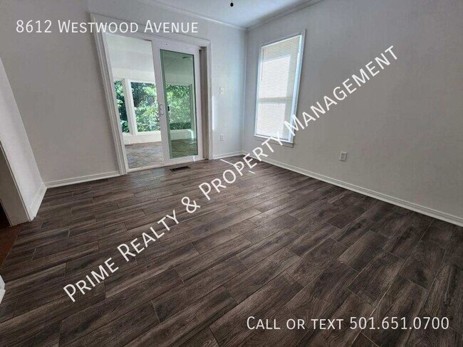 Building Photo - 8612 Westwood Ave