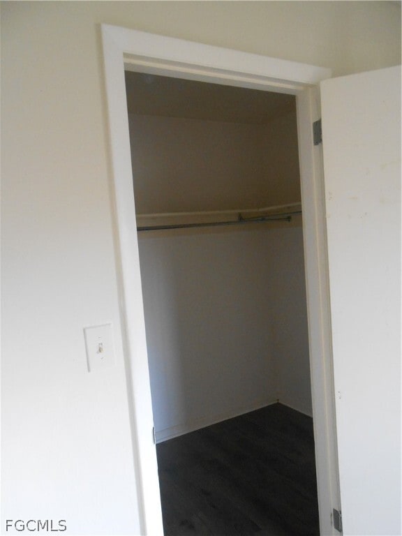 Building Photo - 1516 Lindale Cir