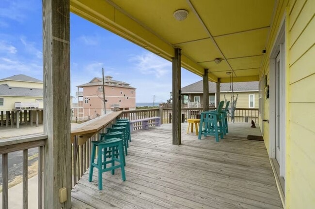 Building Photo - 2423 Sand Drift Ln