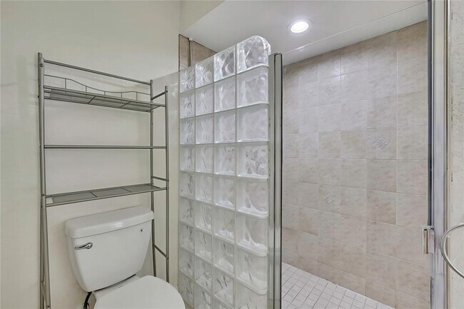 Building Photo - 12052 Jade Ave