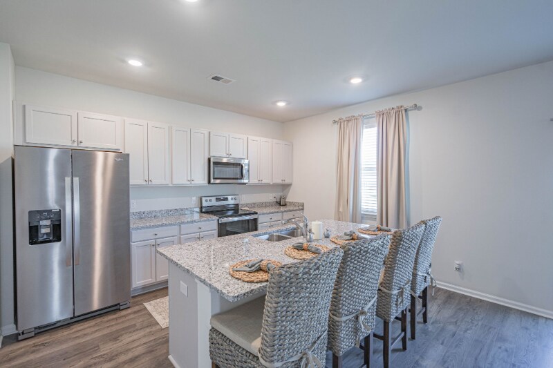 Building Photo - 203 Sage Fld Dr