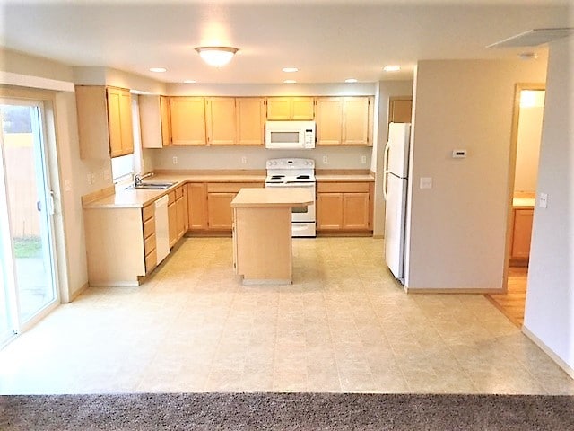 Building Photo - 113 Eastgate Ave N