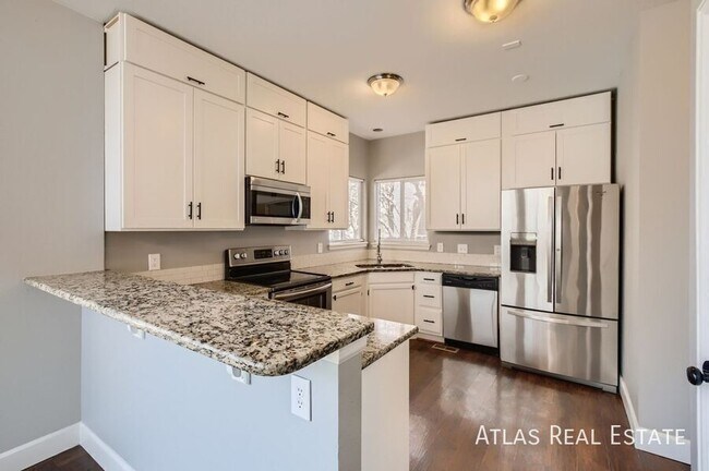 Building Photo - 19155 E Molly Ave