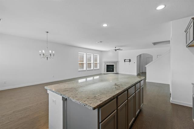 Building Photo - 1105 Kingston Ct