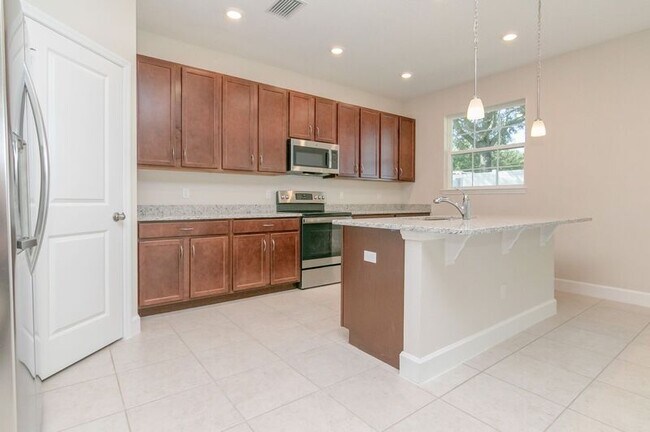 Building Photo - 924 Grand Wildmere Cove