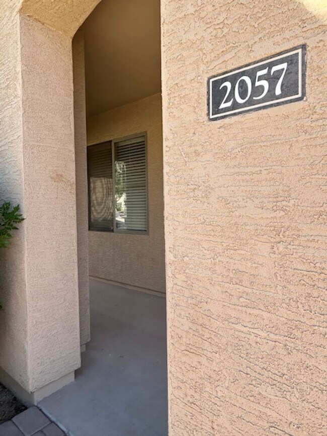Building Photo - Gilbert rental near ASU Polytech