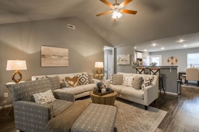 Building Photo - Wonderful and Spacious Rental Opportunity.