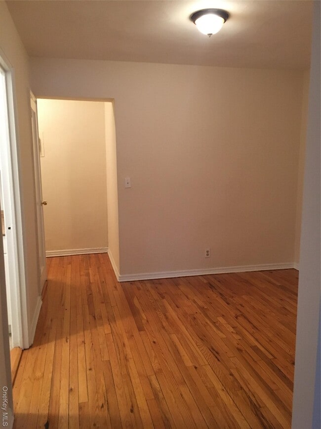 Building Photo - 23 Schenck Ave