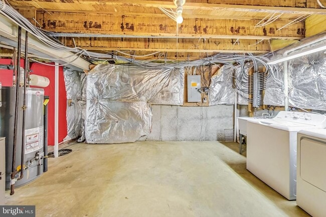 Building Photo - 6104 Cool Spring Terrace S