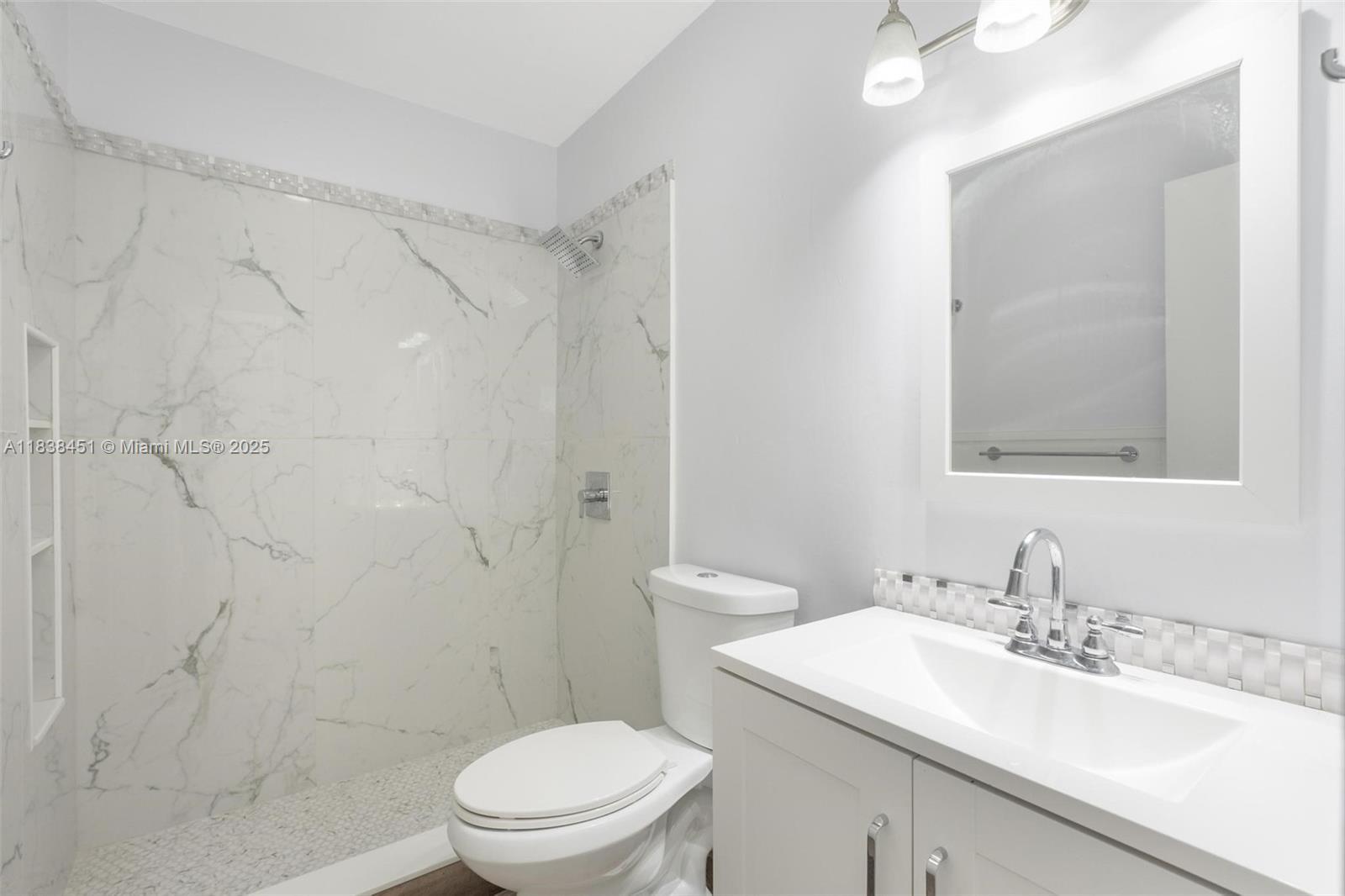 Building Photo - 700 SW 67th Ave