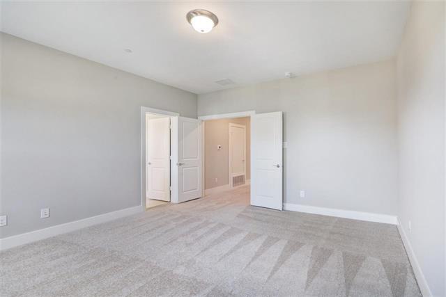 Building Photo - 1050 Maverick Dr