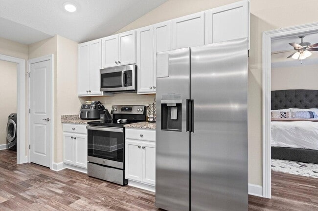 Building Photo - 2784 Keats Dr