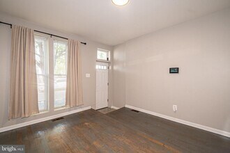 Building Photo - 2639 Boone St