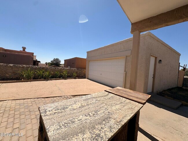 Building Photo - 7148 Villa Hermosa Dr