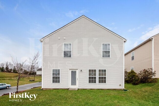 Building Photo - 955 Littleton Dr