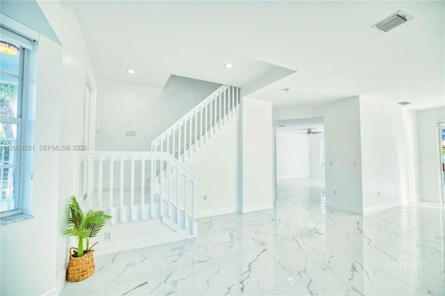 Building Photo - 15151 NW 6th Ct