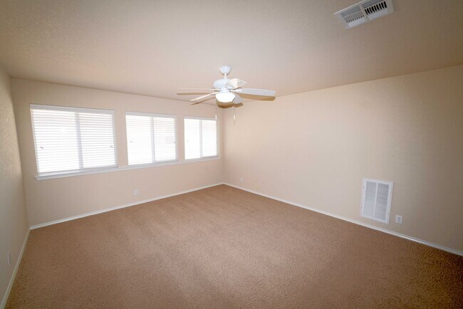 Building Photo - Immaculate Rental Now Available in Cibolo!...