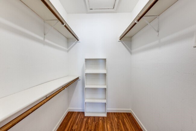 Building Photo - 8787 Brae Acres Rd