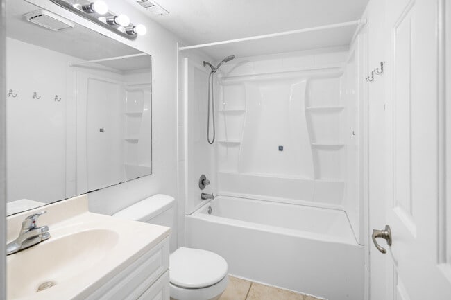 Building Photo - 8237 Severn Dr