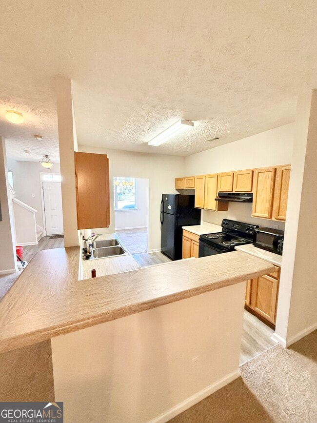 Building Photo - 6327 Ellenwood Dr