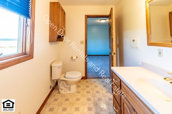 Building Photo - 6135 Co Rd 31