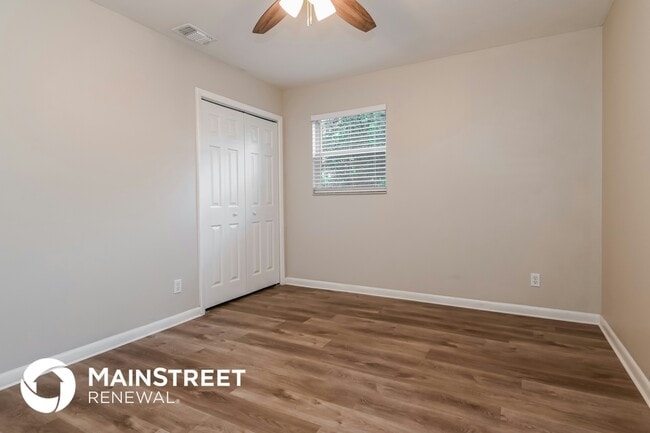 Building Photo - 11734 Cape Horn Ave