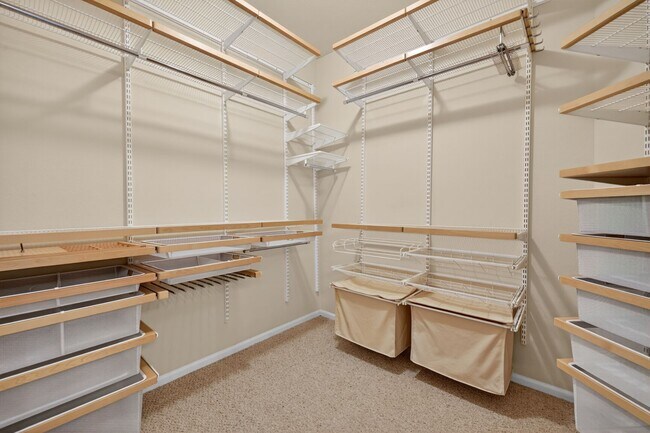 Building Photo - 11800 Old Georgetown Rd