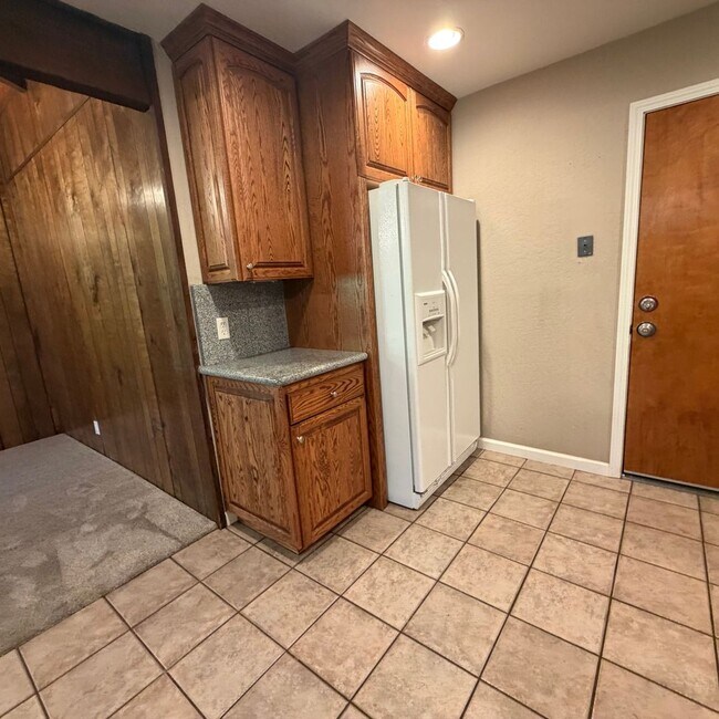 Building Photo - Adorable house with large deck,  yard and RV access