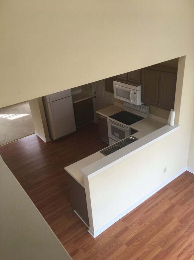 Building Photo - 1616 Fawcett Ln