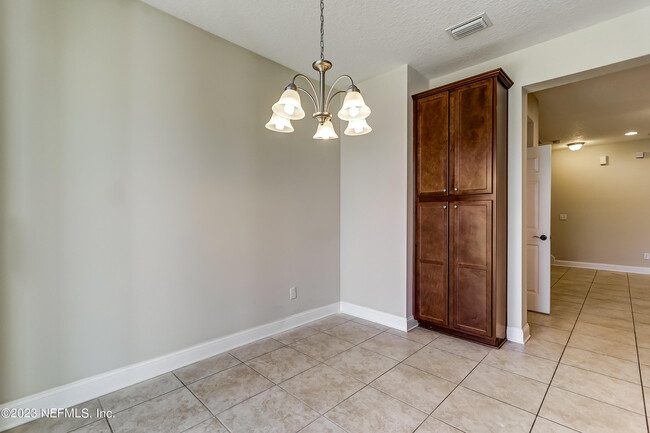 Building Photo - 151 Nelson Ln