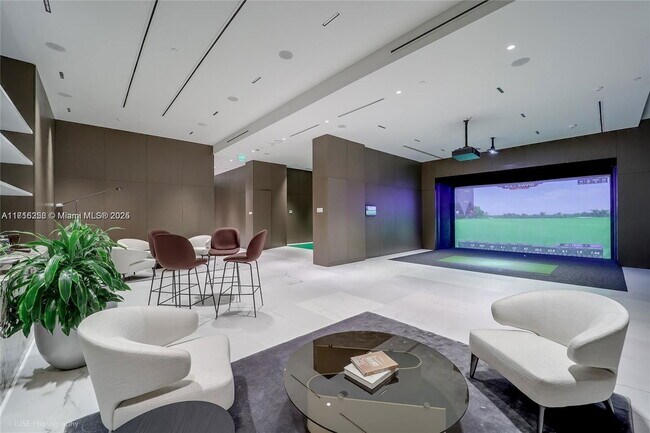 Building Photo - 300 Biscayne Blvd Way