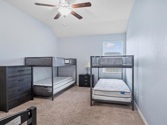 Building Photo - 7011 Riata Hills Ln